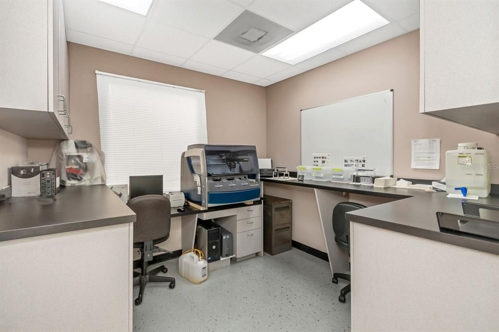 待售: $1,800,000 (0 贝兹, 0 浴室, 7490 平方英尺)