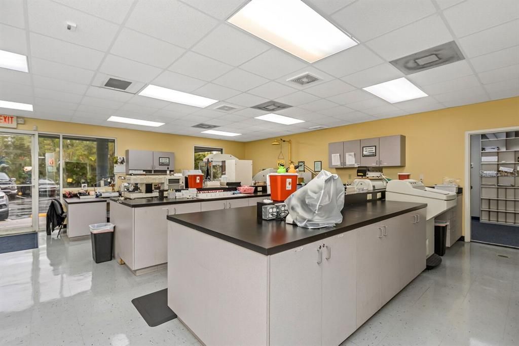 待售: $1,800,000 (0 贝兹, 0 浴室, 7490 平方英尺)