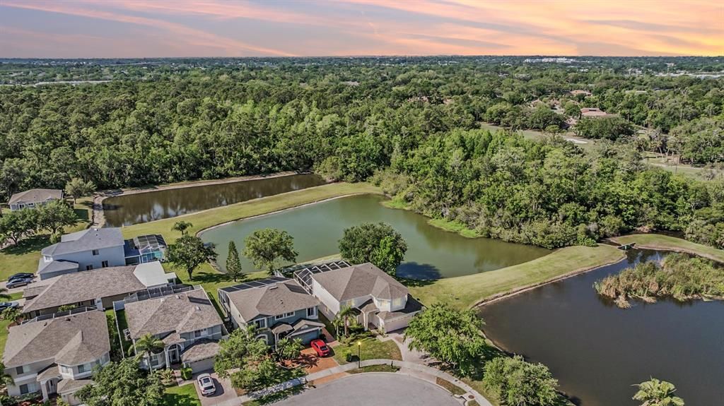 最近售出: $690,000 (6 贝兹, 3 浴室, 3025 平方英尺)