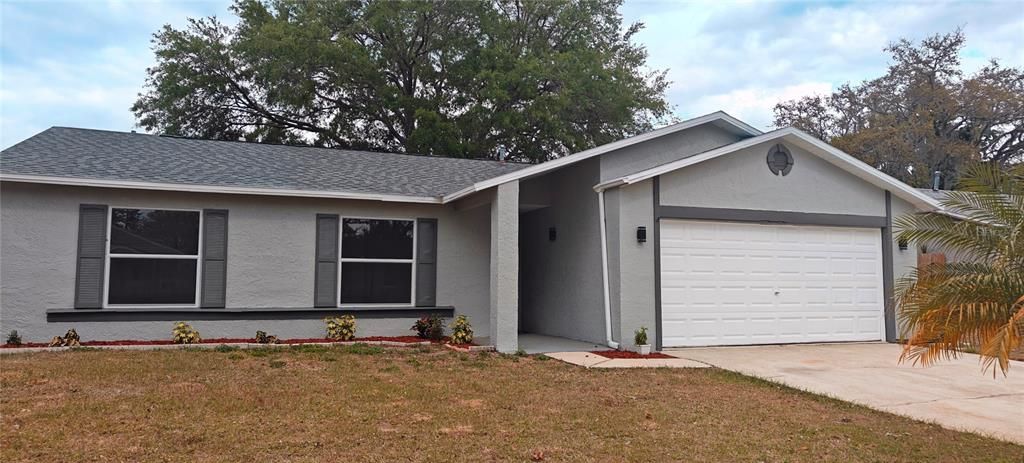 最近售出: $314,900 (3 贝兹, 2 浴室, 1278 平方英尺)