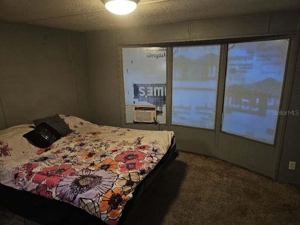 For Sale: $95,000 (3 beds, 1 baths, 1386 Square Feet)