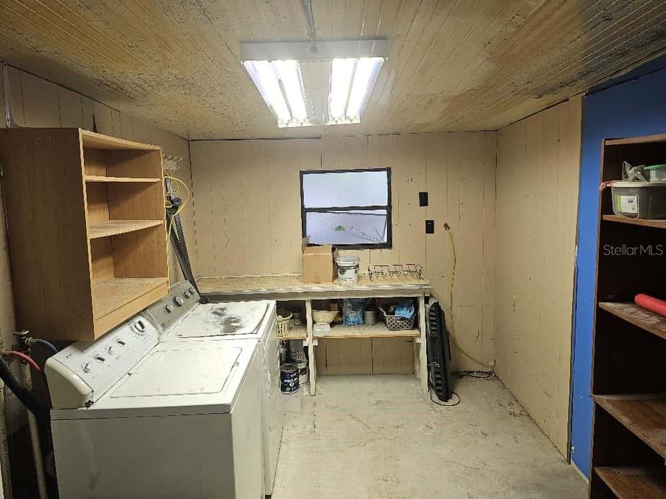 For Sale: $95,000 (3 beds, 1 baths, 1386 Square Feet)