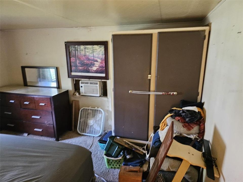 For Sale: $95,000 (3 beds, 1 baths, 1386 Square Feet)