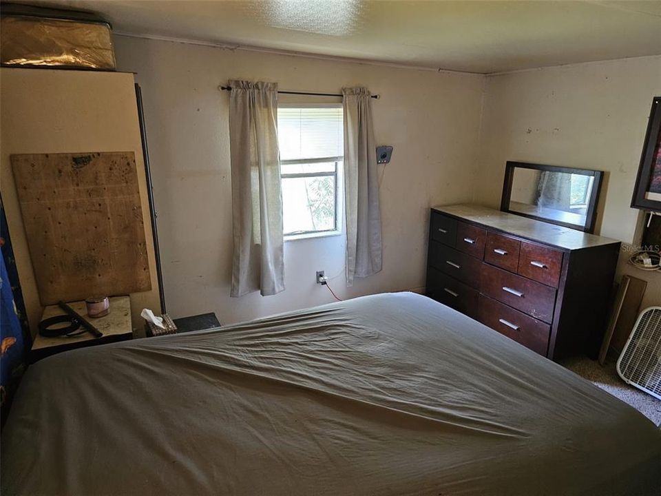 For Sale: $95,000 (3 beds, 1 baths, 1386 Square Feet)