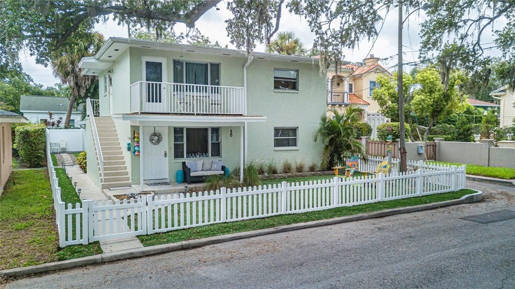 Recently Rented: $1,650 (1 beds, 1 baths, 755 Square Feet)