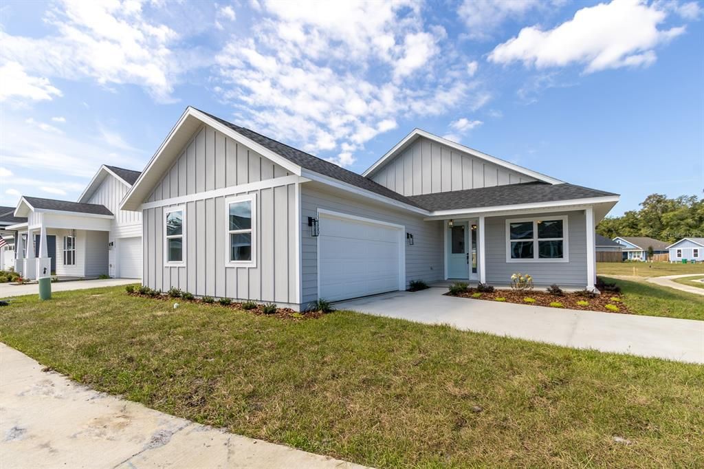 En Venta: $327,500 (4 camas, 2 baños, 1620 Pies cuadrados)