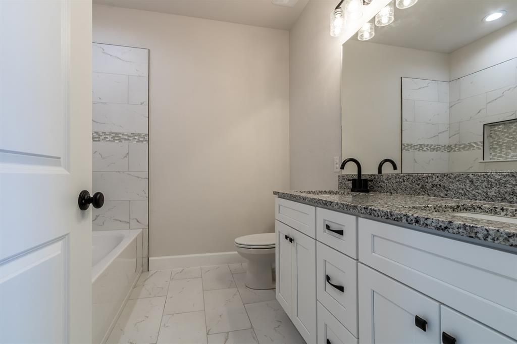 En Venta: $327,500 (4 camas, 2 baños, 1620 Pies cuadrados)