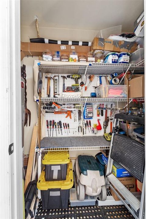 Active With Contract: $189,000 (2 beds, 2 baths, 1285 Square Feet)