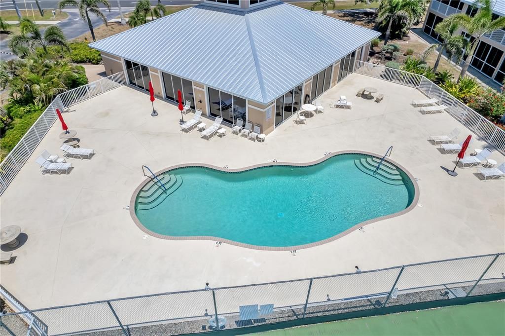 Active With Contract: $189,000 (2 beds, 2 baths, 1285 Square Feet)