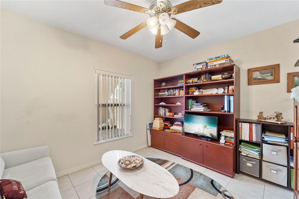 Active With Contract: $189,000 (2 beds, 2 baths, 1285 Square Feet)