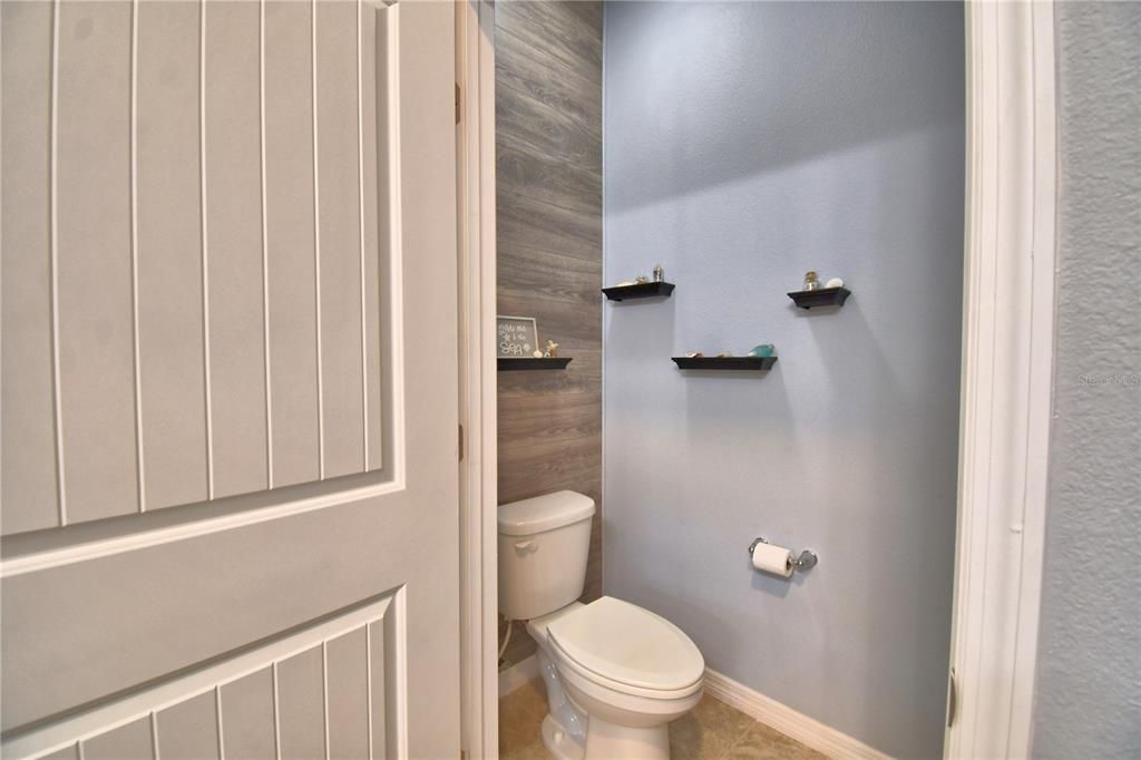 Active With Contract: $349,900 (3 beds, 2 baths, 1649 Square Feet)