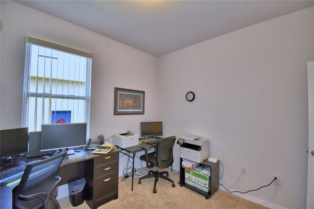 Active With Contract: $349,900 (3 beds, 2 baths, 1649 Square Feet)