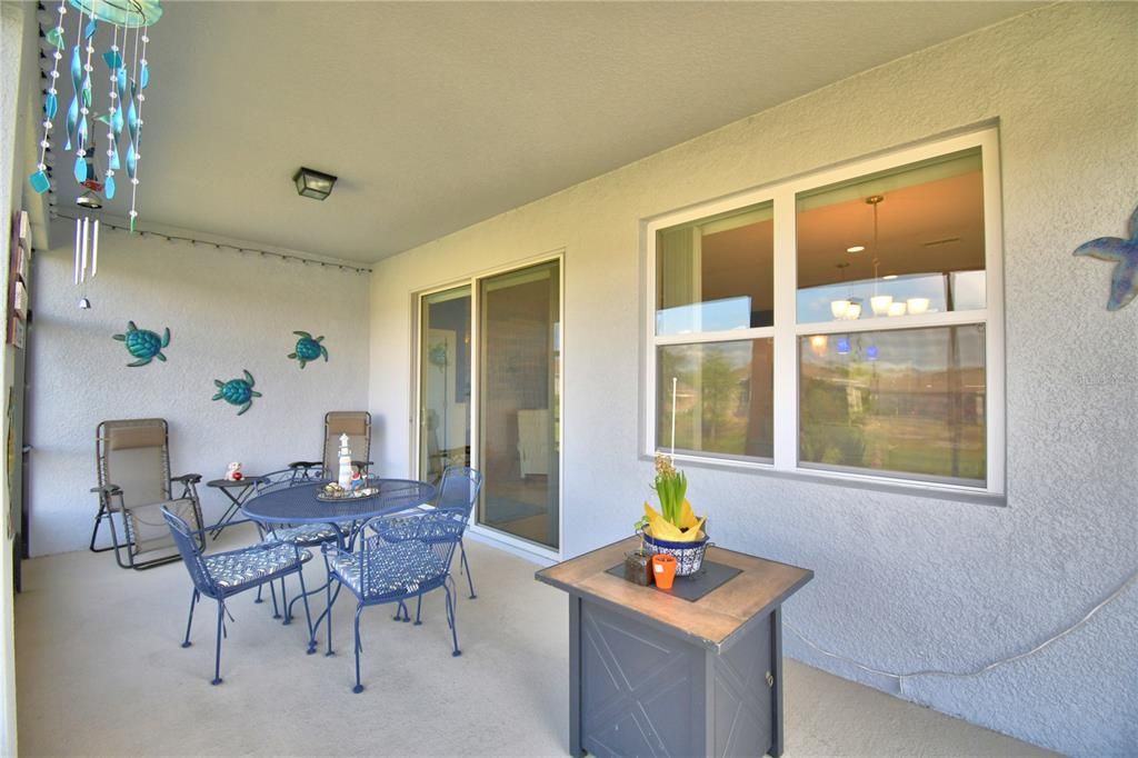 Active With Contract: $349,900 (3 beds, 2 baths, 1649 Square Feet)