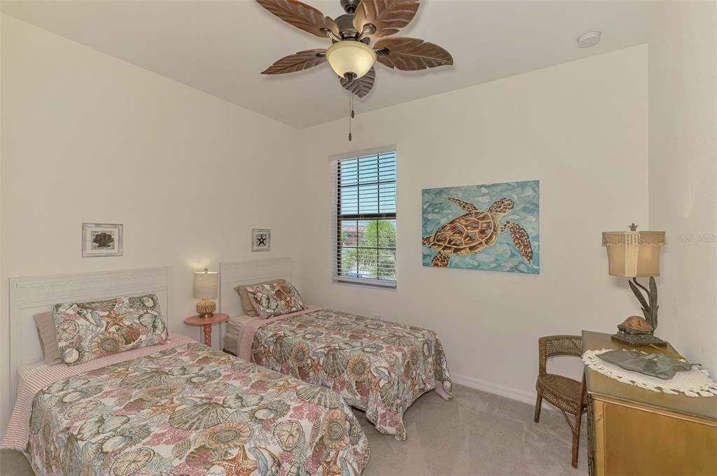 Active With Contract: $289,000 (3 beds, 2 baths, 1949 Square Feet)