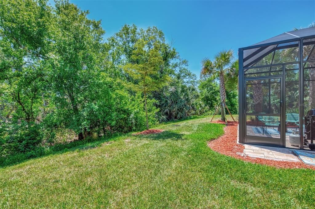 Active With Contract: $289,000 (3 beds, 2 baths, 1949 Square Feet)