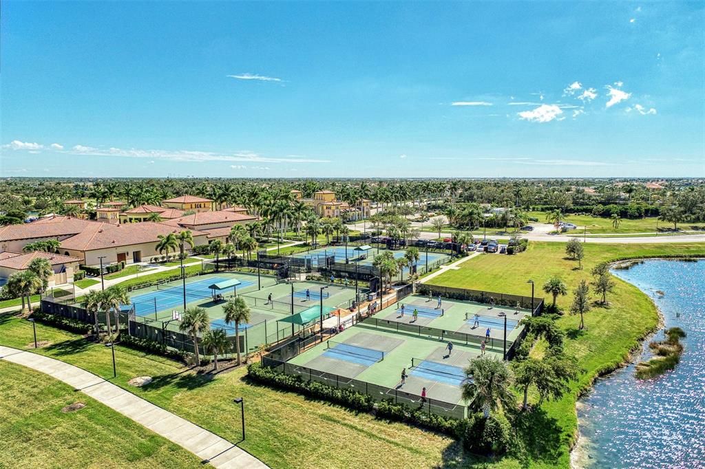 Active With Contract: $289,000 (3 beds, 2 baths, 1949 Square Feet)