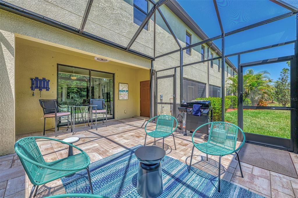 Active With Contract: $289,000 (3 beds, 2 baths, 1949 Square Feet)