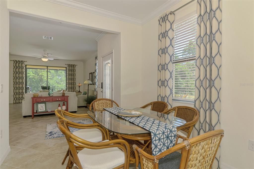 Active With Contract: $289,000 (3 beds, 2 baths, 1949 Square Feet)