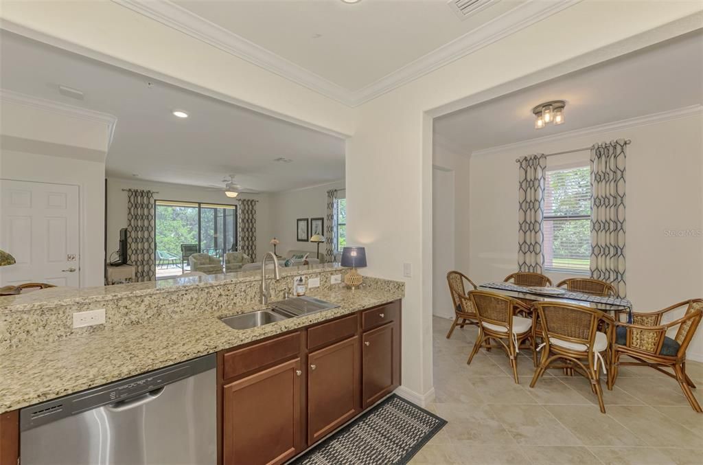 Active With Contract: $289,000 (3 beds, 2 baths, 1949 Square Feet)