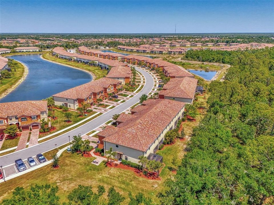 Active With Contract: $289,000 (3 beds, 2 baths, 1949 Square Feet)