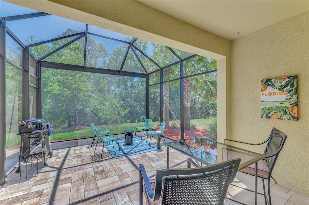 Active With Contract: $289,000 (3 beds, 2 baths, 1949 Square Feet)