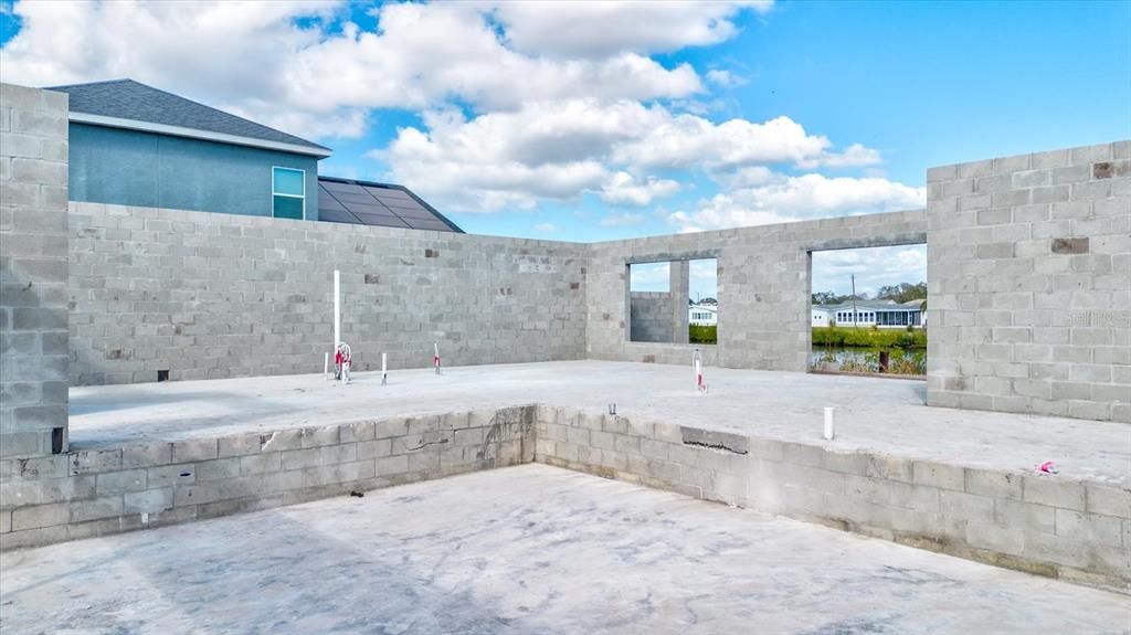 For Sale: $2,035,000 (5 beds, 4 baths, 3890 Square Feet)