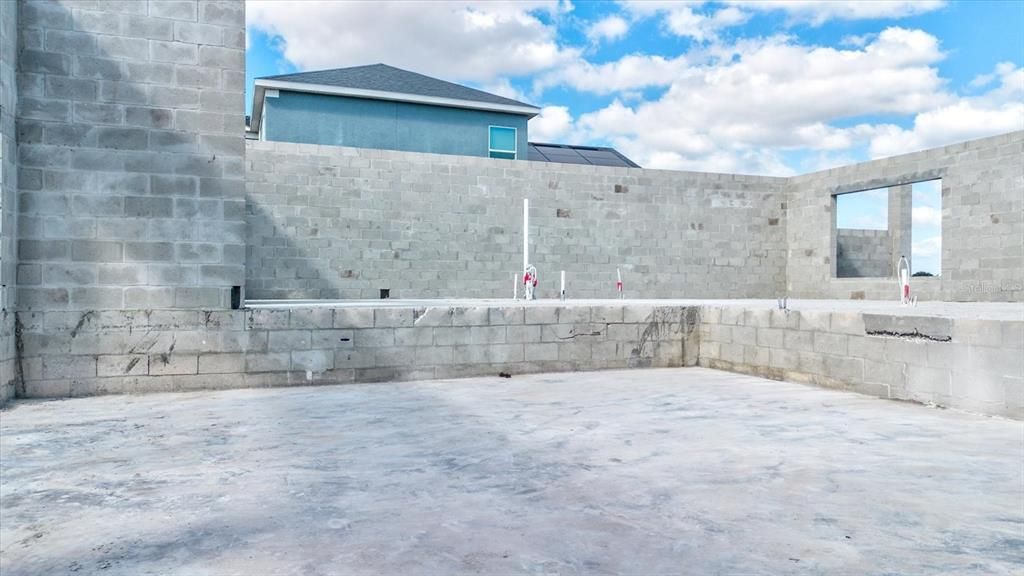 For Sale: $2,035,000 (5 beds, 4 baths, 3890 Square Feet)