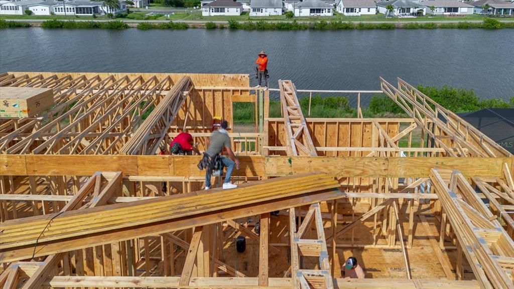 For Sale: $2,035,000 (5 beds, 4 baths, 3890 Square Feet)