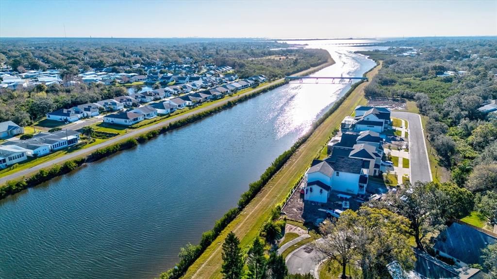 For Sale: $2,035,000 (5 beds, 4 baths, 3890 Square Feet)