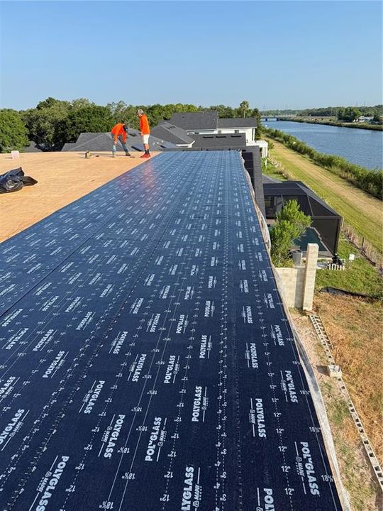 For Sale: $2,035,000 (5 beds, 4 baths, 3890 Square Feet)