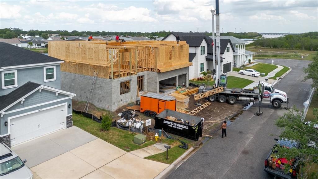 For Sale: $2,035,000 (5 beds, 4 baths, 3890 Square Feet)