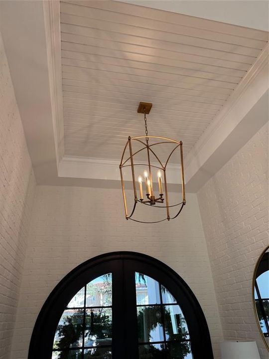 For Sale: $2,035,000 (5 beds, 4 baths, 3890 Square Feet)