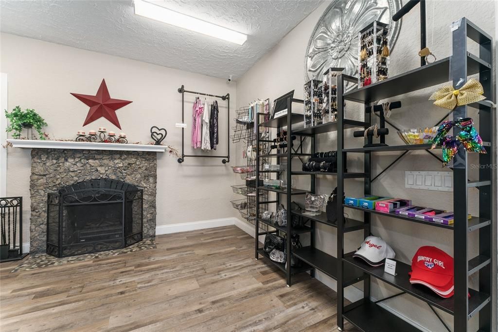 En Venta: $499,000 (0 camas, 0 baños, 1946 Pies cuadrados)