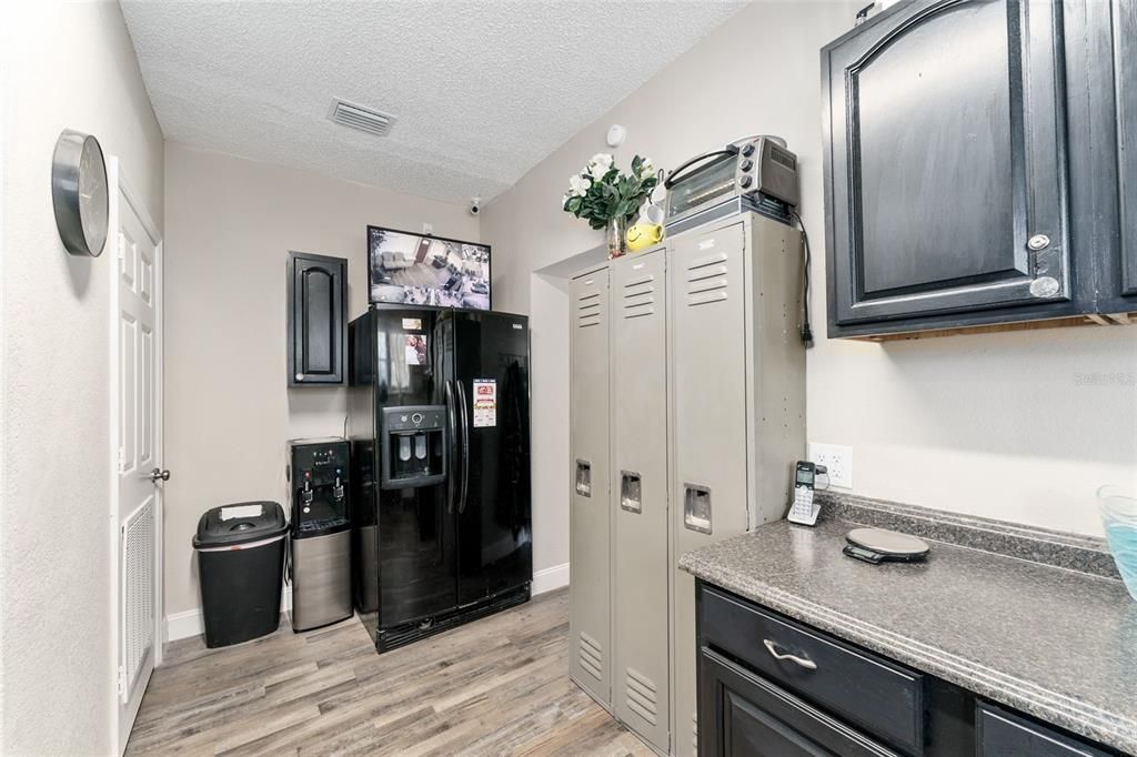 En Venta: $499,000 (0 camas, 0 baños, 1946 Pies cuadrados)