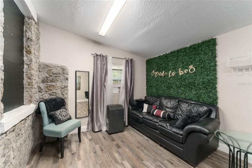 En Venta: $499,000 (0 camas, 0 baños, 1946 Pies cuadrados)