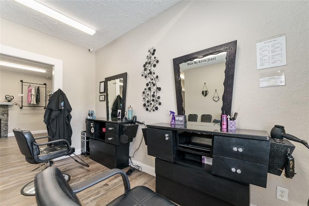 En Venta: $499,000 (0 camas, 0 baños, 1946 Pies cuadrados)