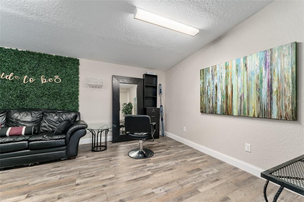 En Venta: $499,000 (0 camas, 0 baños, 1946 Pies cuadrados)