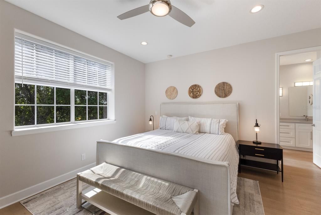 Active With Contract: $425,000 (2 beds, 2 baths, 1664 Square Feet)