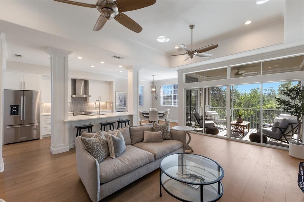 Active With Contract: $425,000 (2 beds, 2 baths, 1664 Square Feet)