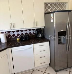 For Rent: $7,000 (2 beds, 2 baths, 2120 Square Feet)