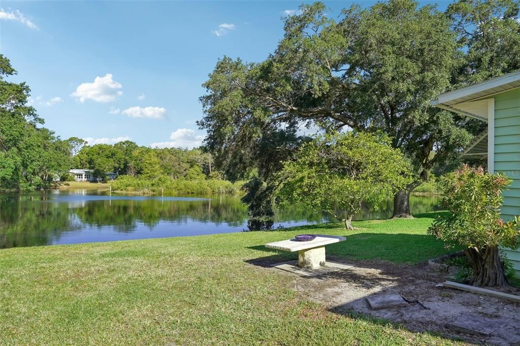 Activo con contrato: $185,000 (2 camas, 2 baños, 1374 Pies cuadrados)