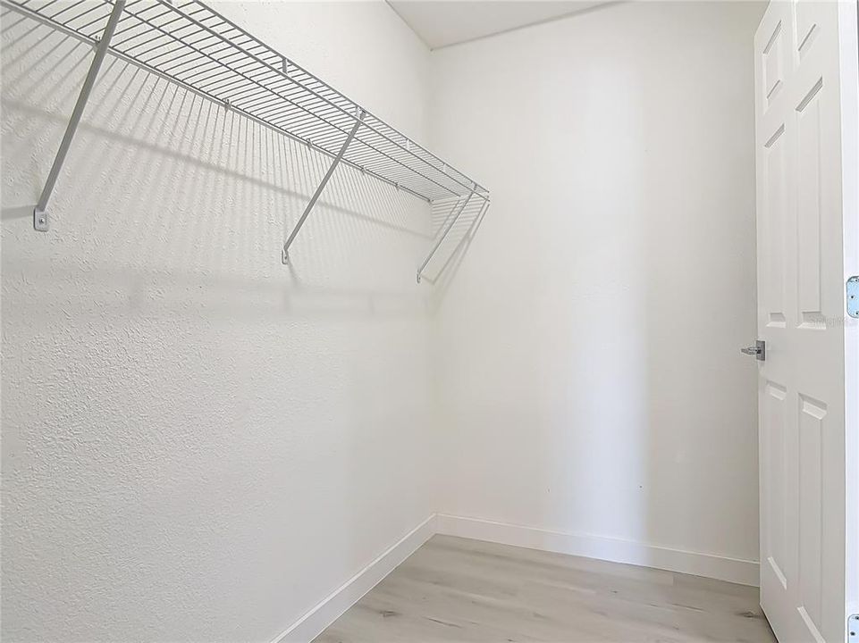 Active With Contract: $259,000 (2 beds, 2 baths, 1212 Square Feet)