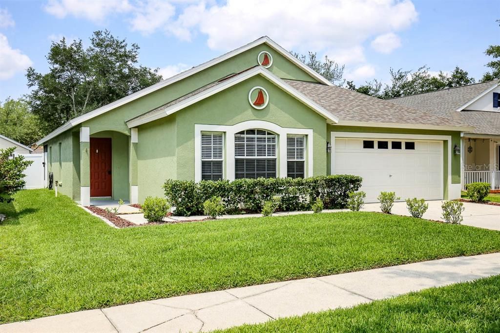 Recently Rented: $2,350 (3 beds, 2 baths, 1651 Square Feet)