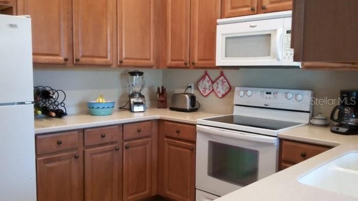 En Renta: $2,395 (3 camas, 2 baños, 1277 Pies cuadrados)