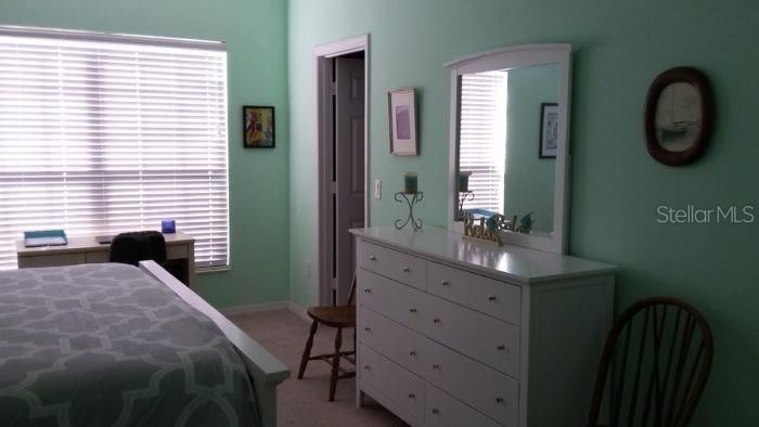 En Renta: $2,395 (3 camas, 2 baños, 1277 Pies cuadrados)