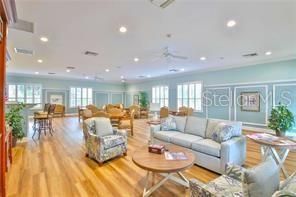 En Renta: $2,395 (3 camas, 2 baños, 1277 Pies cuadrados)