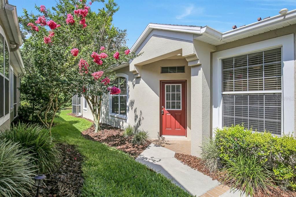 Recently Rented: $2,450 (3 beds, 2 baths, 1720 Square Feet)