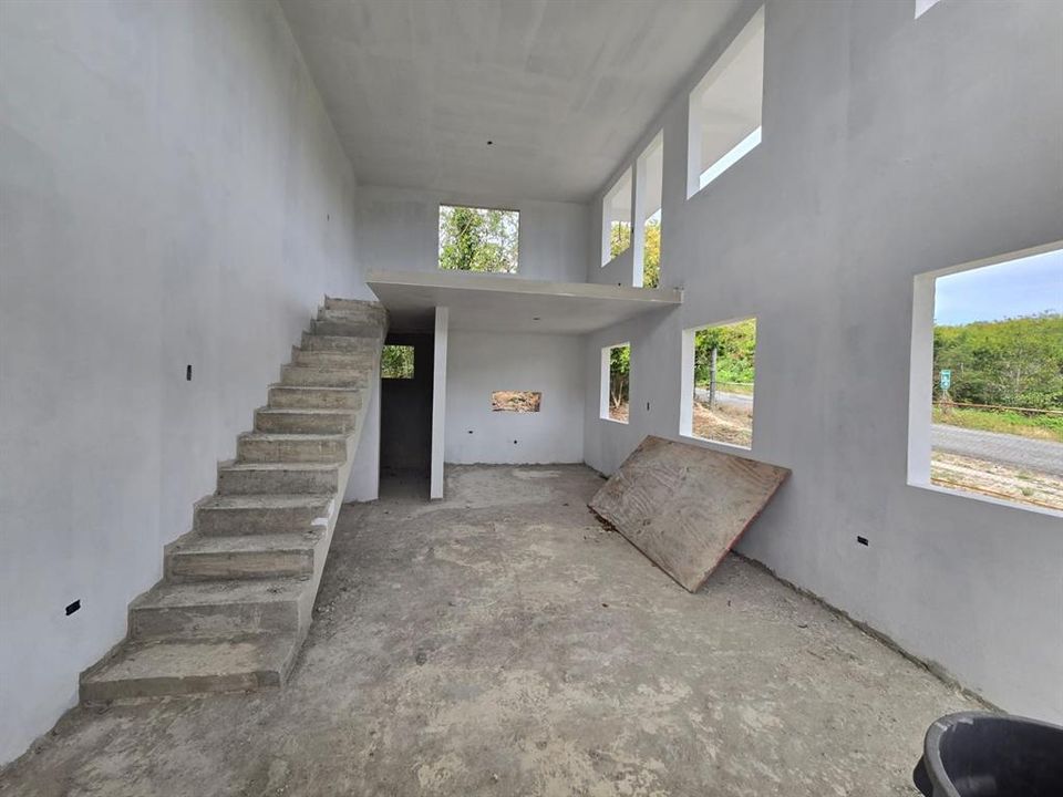 For Sale: $165,000 (3 beds, 3 baths, 2520 Square Feet)