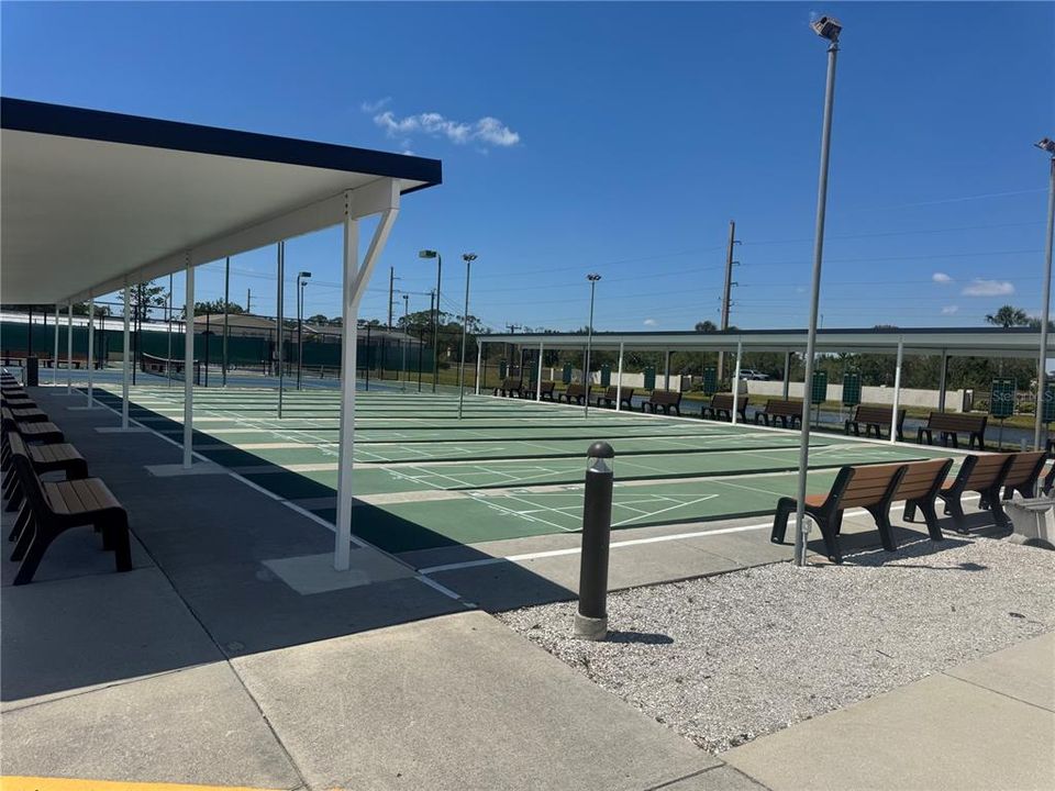 For Sale: $158,888 (2 beds, 2 baths, 1446 Square Feet)