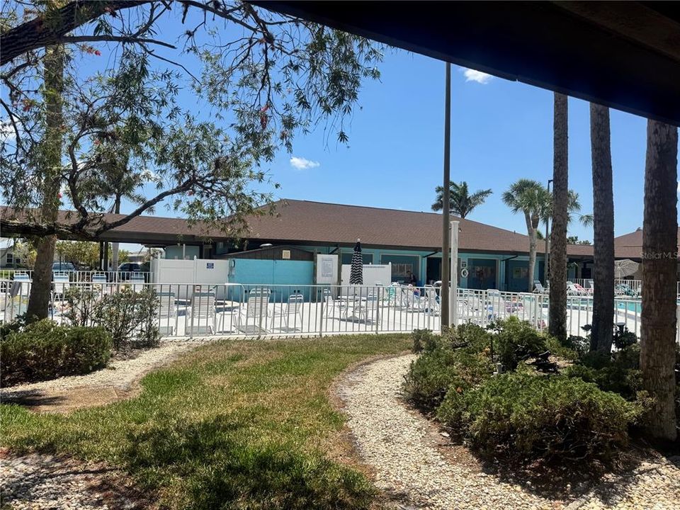 For Sale: $158,888 (2 beds, 2 baths, 1446 Square Feet)